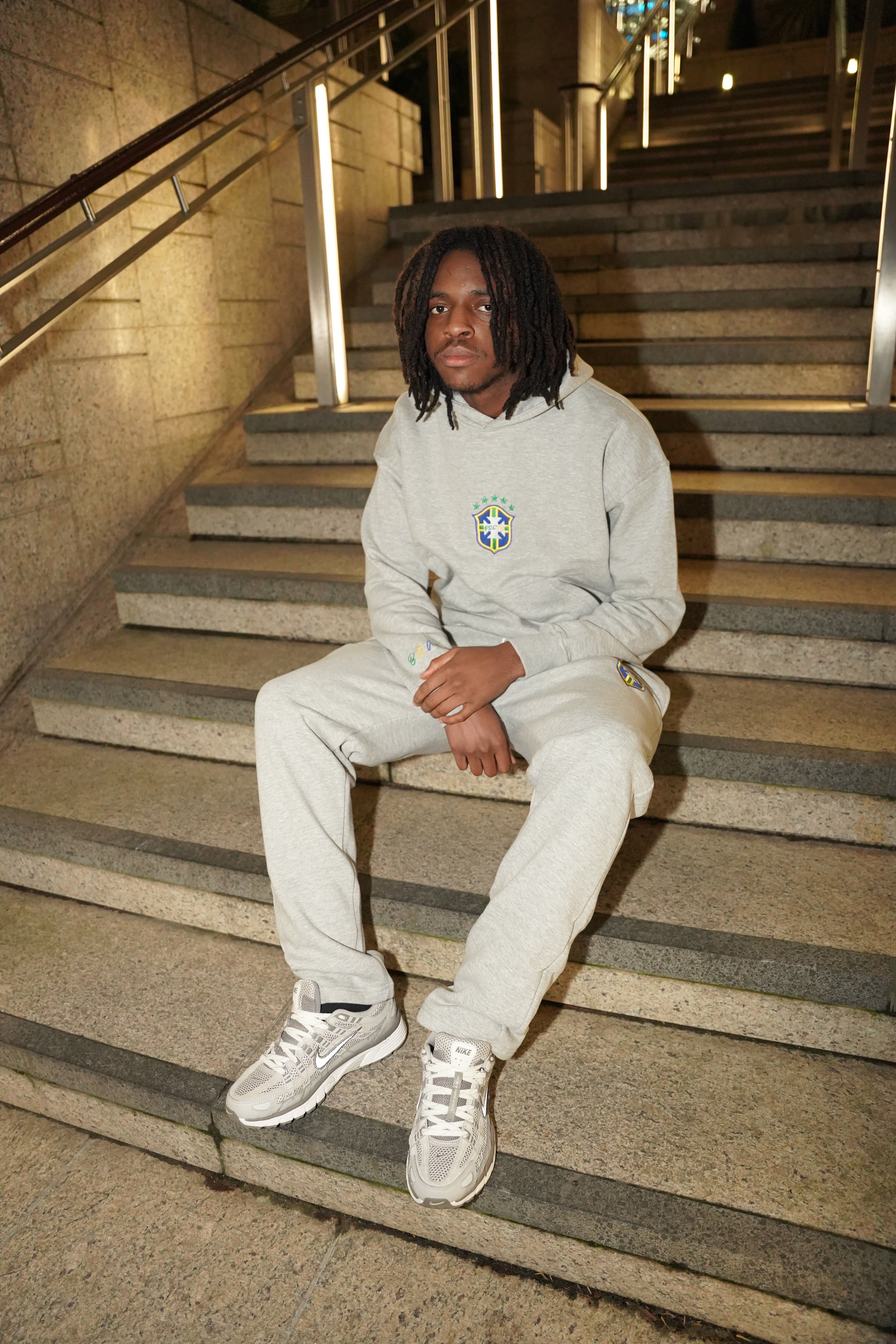 BRAZIL HOODIE - GREY