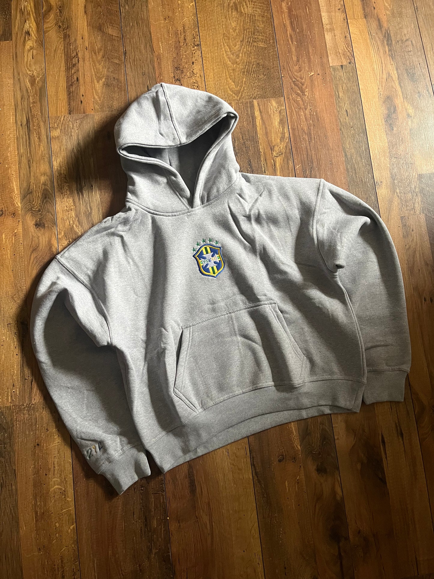 BRAZIL HOODIE - GREY