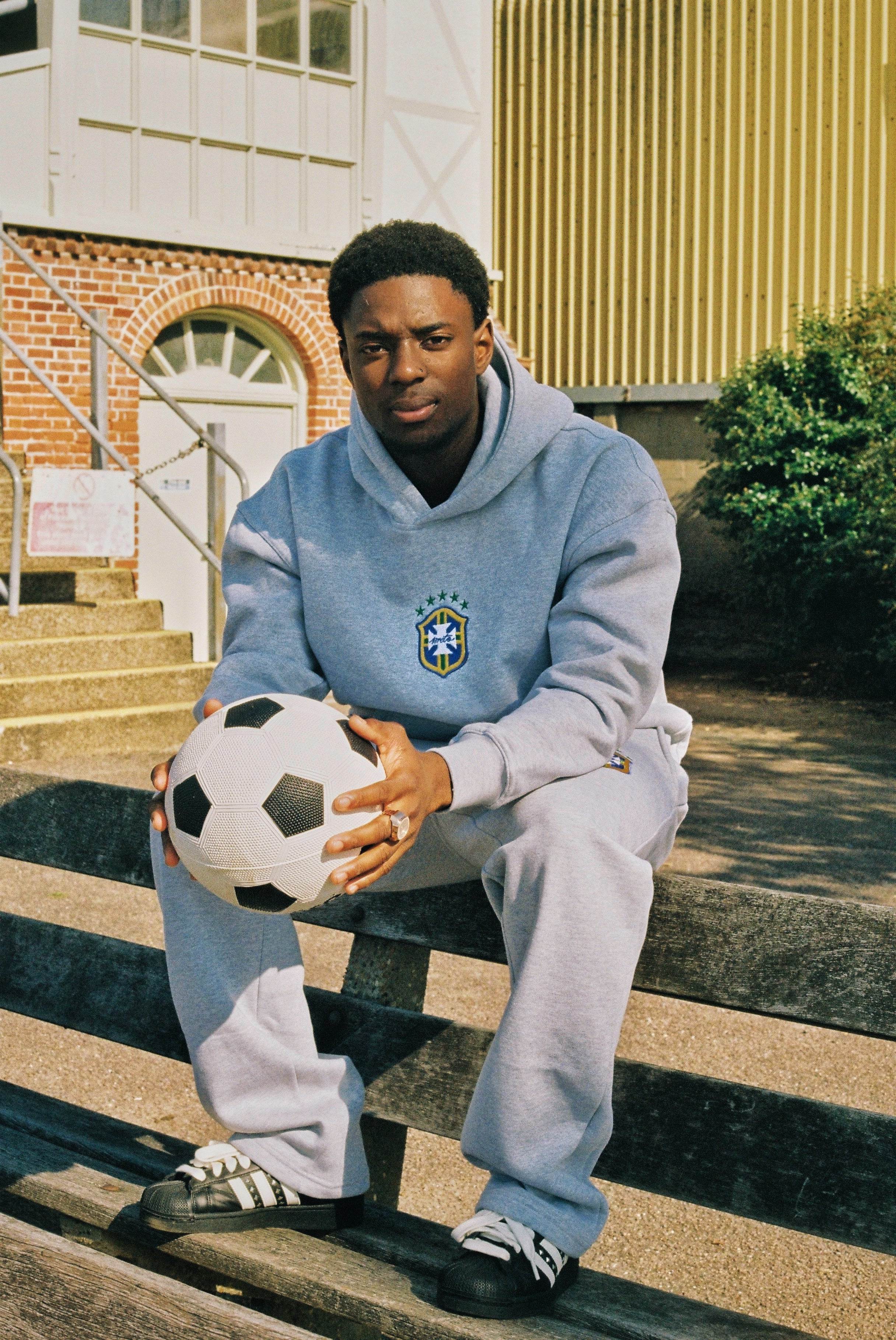BRAZIL HOODIE - GREY