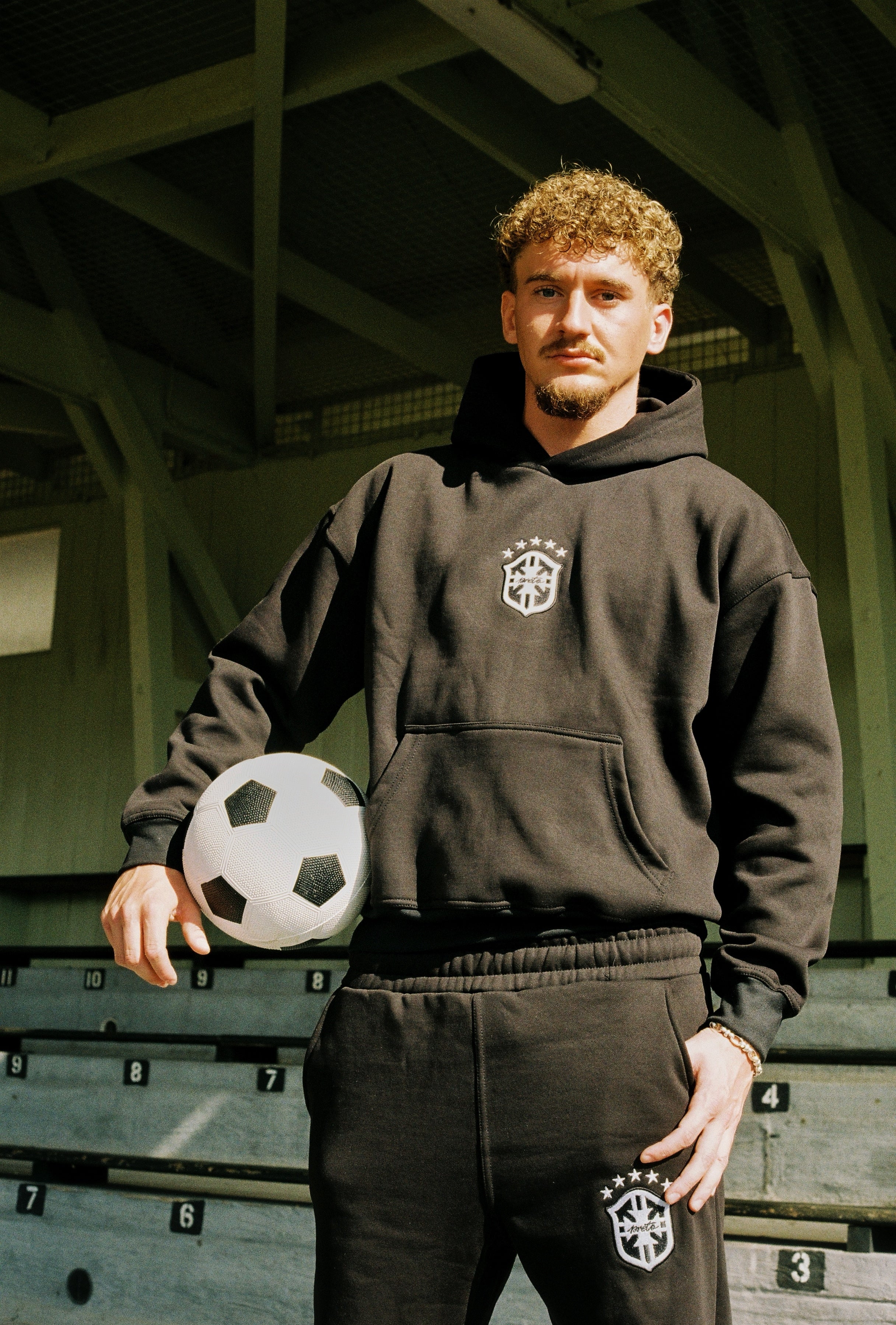 BRAZIL HOODIE - BLACK